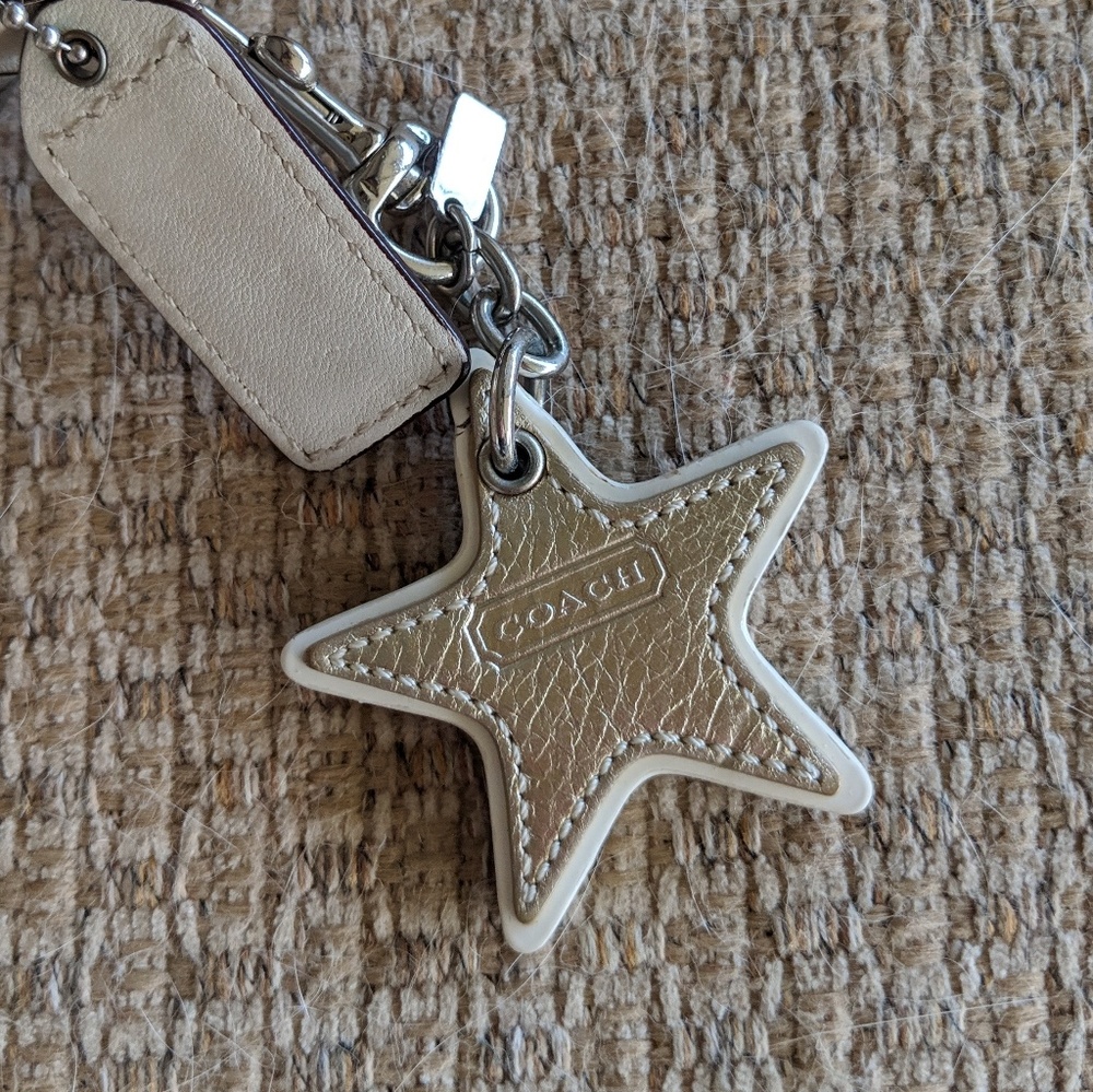 Coach Purse White Genuine Leather W Keychain - Picture 4 of 7